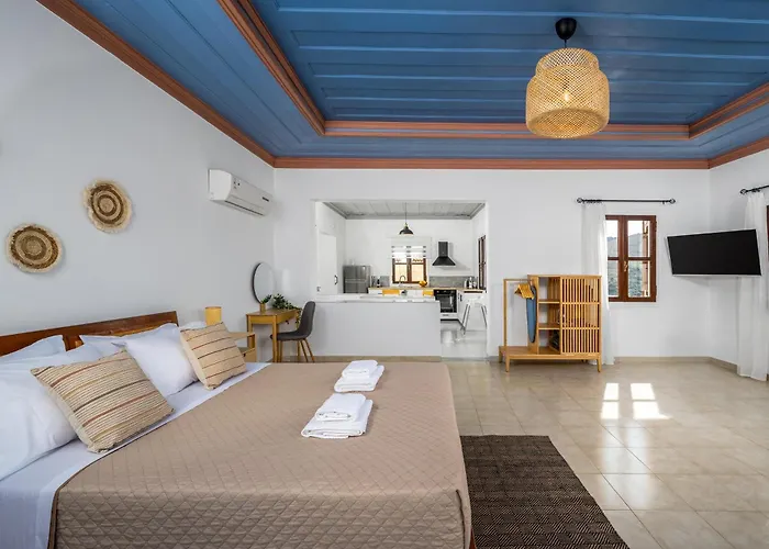 Elpidas Apartment Symi