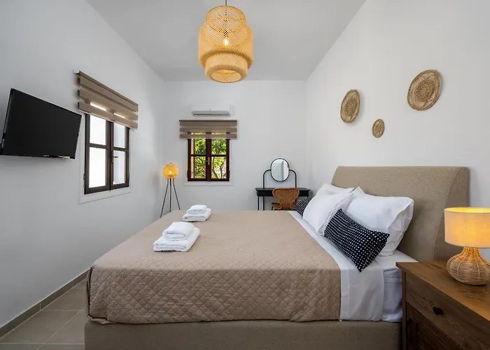 Apartment Elpidas Symi