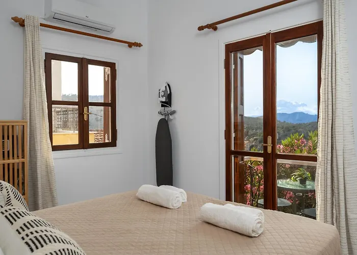 Elpidas Apartment Symi